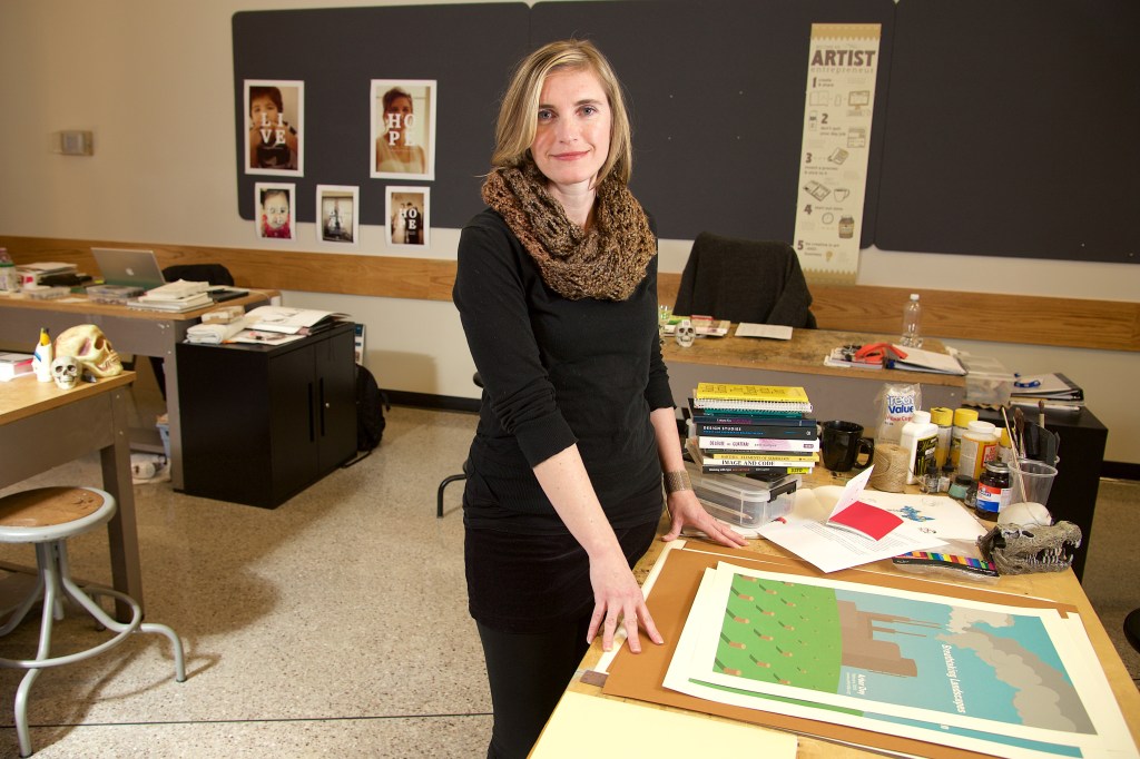 Jacksonville State University offers an MFA program with state of the art facilities and top notch instructors.   Professor Jamie Runnells, Grad Studio, Round House.